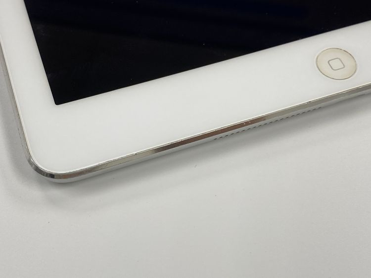 ڥХBOX84%au ipad Air Wi-Fi+Cellularǥ 16GB 
