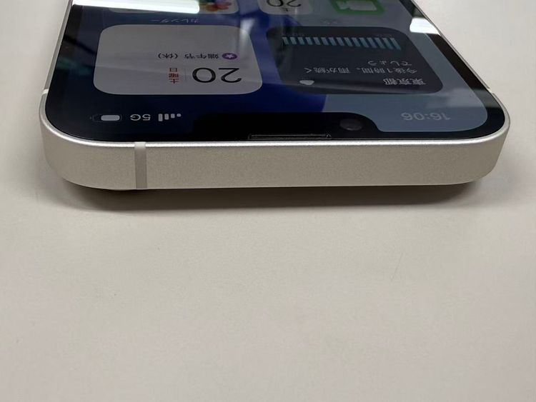 �ڥ�Х���BOX������88%SIM�ե꡼ iPhone14 128GB �������饤��