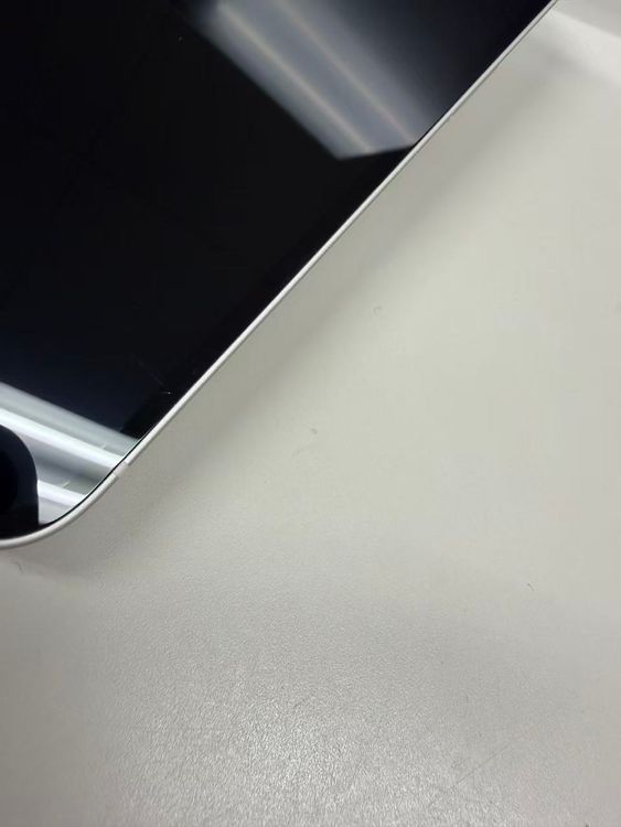 �ڥ�Х���BOX�۶����� ����100% SIM�ե꡼ iPhone14 128GB