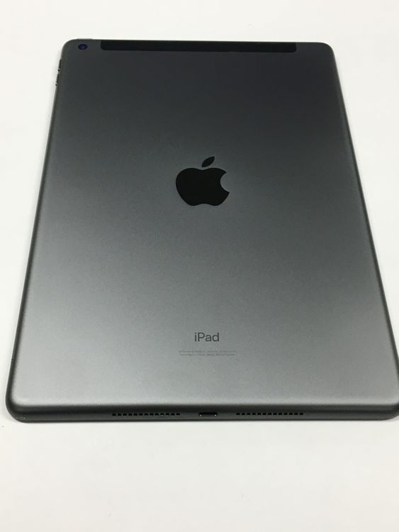 �ڥ�Х���BOX������87% Apple iPad ��8���� SIM�ե꡼ 32GB ���ڡ������쥤