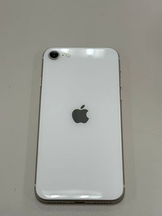 �ڥ�Х���BOX�� ������ ����94%SIM�ե꡼ iPhone SE(��3����) 64GB