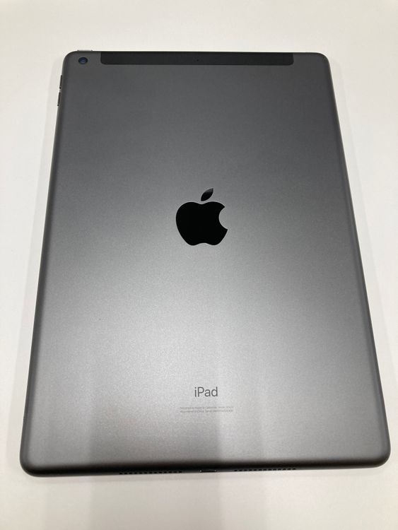 �����ꡡ����85�� Apple iPad ��8���� SIM�ե꡼ 32GB ���ڡ������쥤
