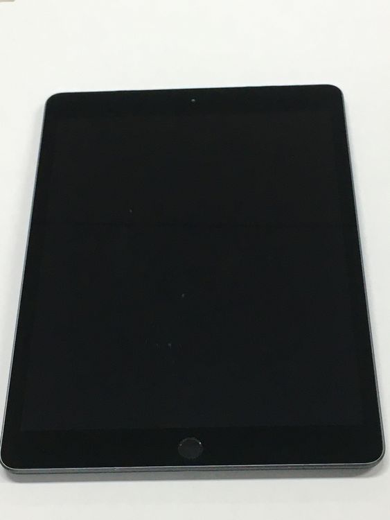 �ڥ�Х���BOX������ ����81�� Apple iPad ��8���� SIM�ե꡼ 32GB