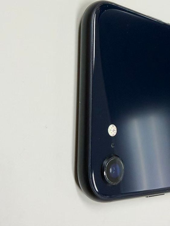 ����87%SIM�ե꡼ iPhone SE(�裳����) 64GB �ߥåɥʥ���