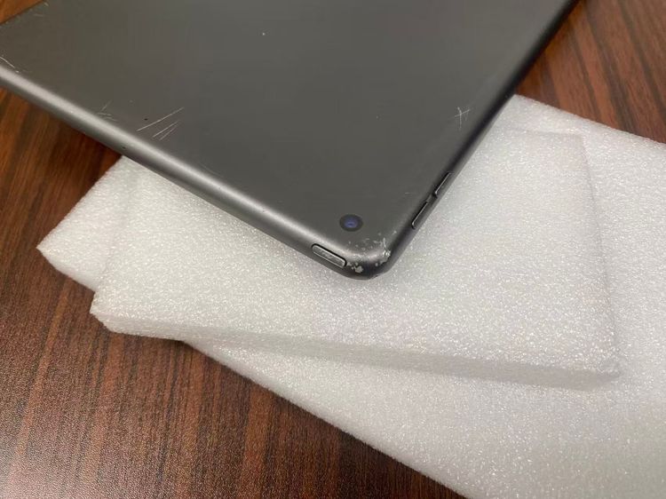 ����97��Apple iPad ��7���� Wi-Fi��128GB Space gray ������