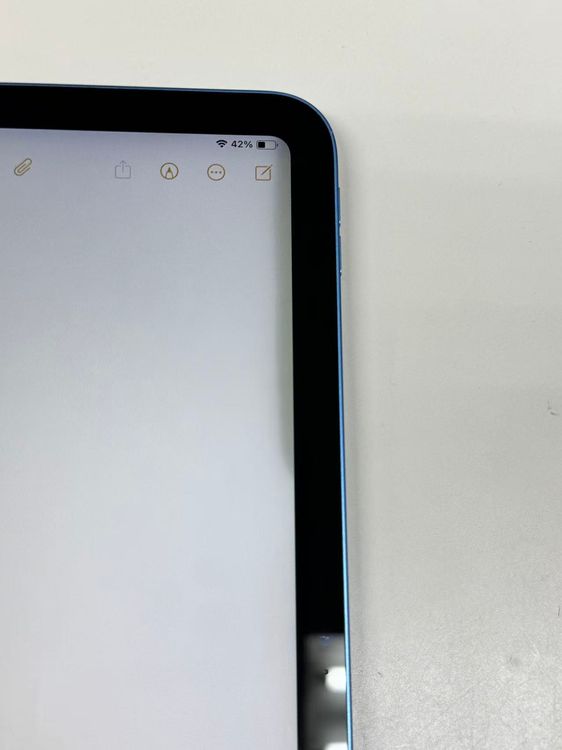 ����88�� iPad(��10����)��64GB �֥롼��WIFi��ǥ�