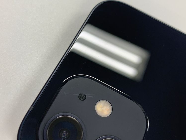 ڥХBOXĶ 80%SIMե꡼ iPhone12 64GB ֥å