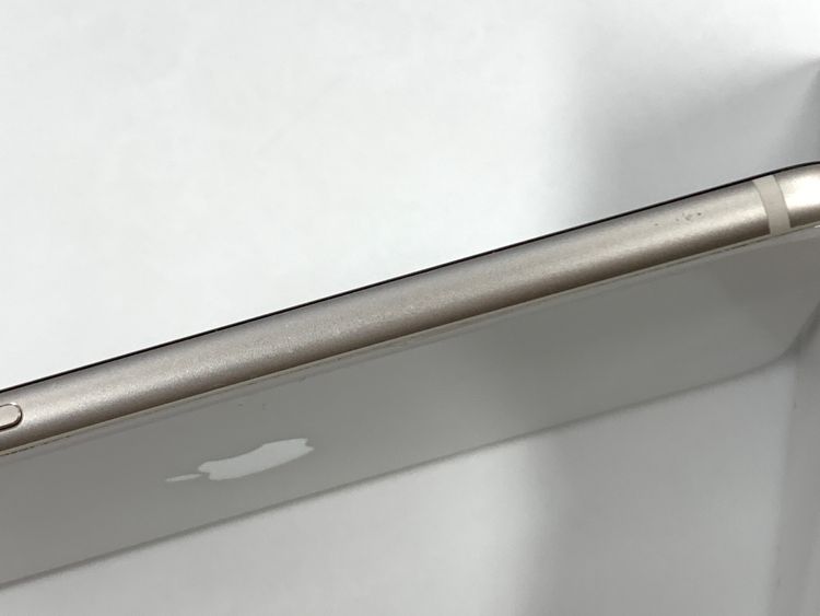 �ڥ�Х���BOX������100%SIM�ե꡼iPhone SE(�裳����) 256GB �������饤��