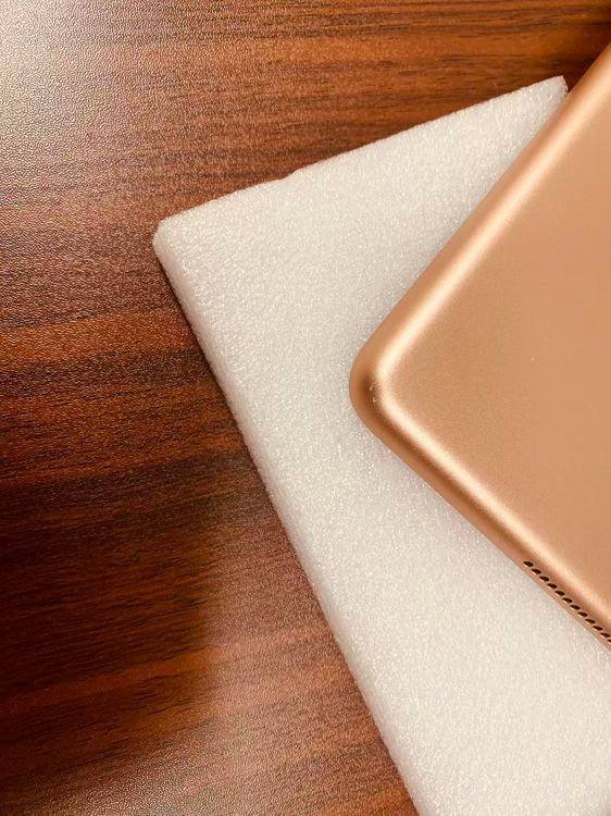 ����93��Apple iPad ��7���� Wi-Fi��128GB Gold