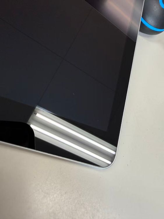 ������ ����100�� SIM�ե꡼ iPad ��9���� 64GB ����С�