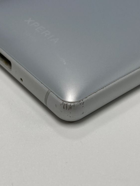 �ڥ�Х���BOX��SIM���å������ Xperia XZ2 Compact SO-05K