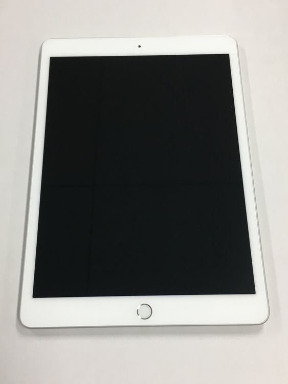 �ڥ�Х���BOX��Ķ���� Apple iPad ��8���� 32GB WiFi��ǥ� ����С�