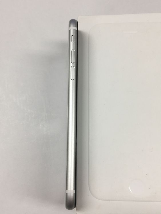 ��ư������ ����100���Ķ���� SIM�ե꡼ iPhone SE ��2���� 64GB �ۥ磻��