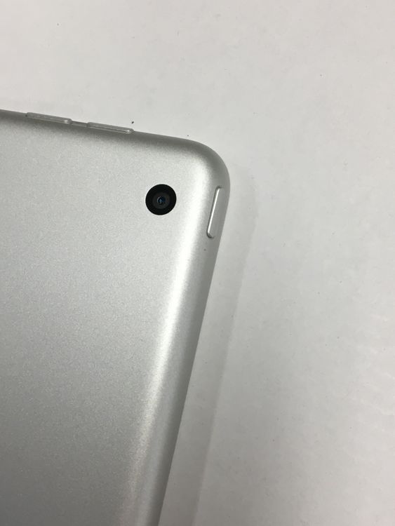 �������� ����87�� Apple iPad ��7���� Wi-Fi 32GB ����С�