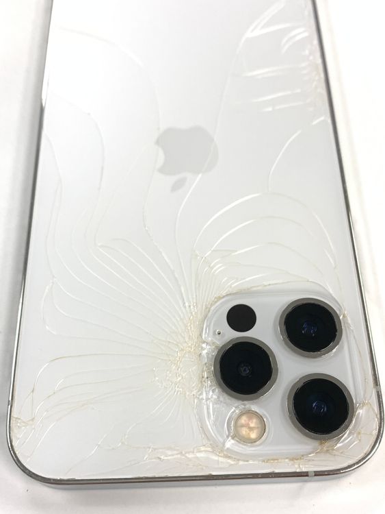 �ڥ�Х���BOX������83% SIM�ե꡼ iPhone12 Pro 128GB��Silver