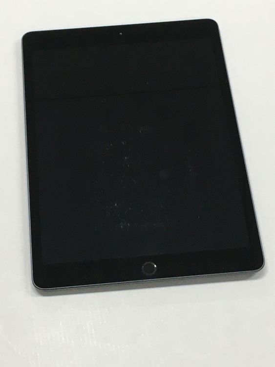 �ڥ�Х���BOX������97��(������105��)  iPad ��8���� 32GB SIM�ե꡼