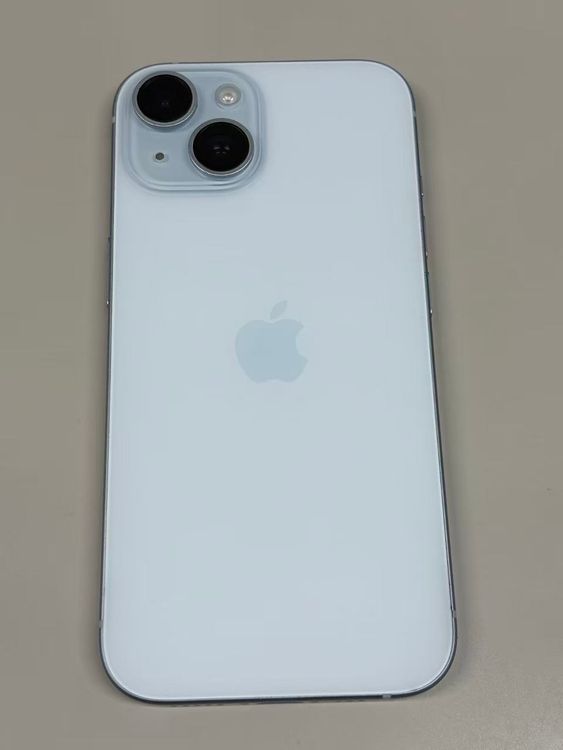 �ڥ�Х���BOX�� ����90%SIM�ե꡼ iPhone15 128GB �֥롼