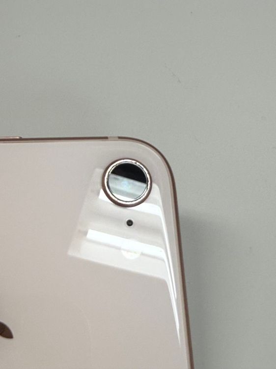 �ڥ�Х���BOX������81%SIM�ե꡼ iPhone 8 256GB �������