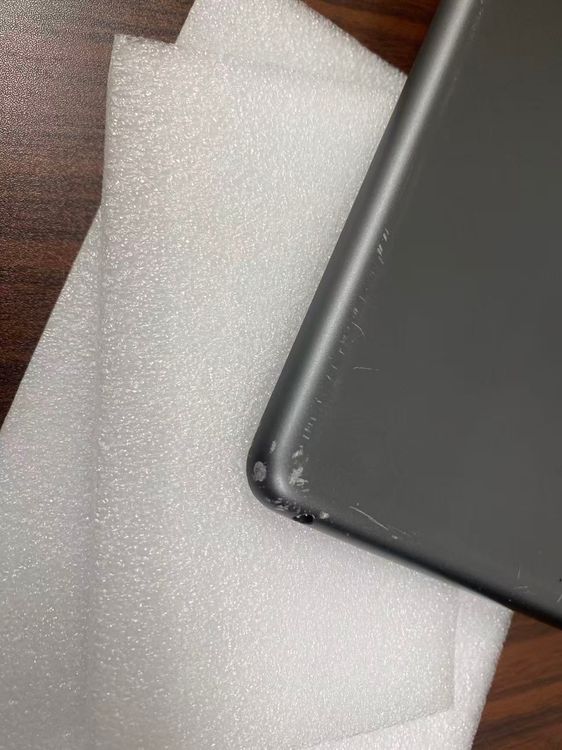 ����97��Apple iPad ��7���� Wi-Fi��128GB Space gray ������