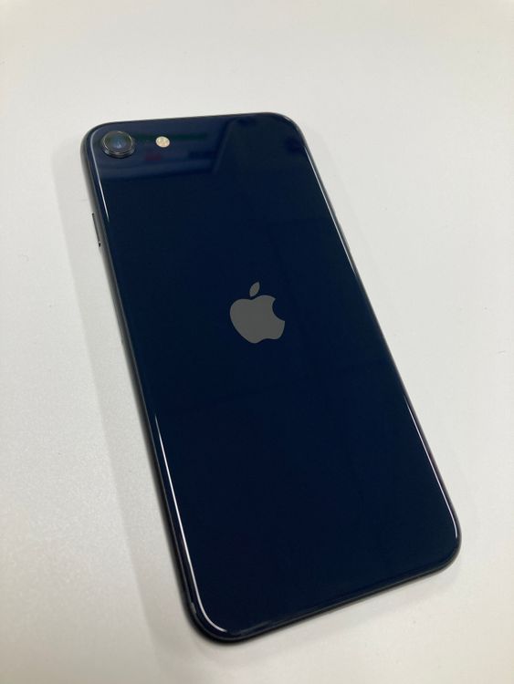 �ڥ�Х���BOX�� ���� ����99%SIM�ե꡼ iPhone SE(��3����) 64GB