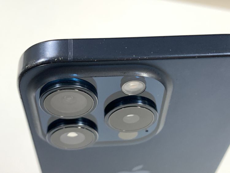 �ڥ�Х���BOX������88%SIM�ե꡼ iPhone15 Pro 128GB �֥롼�����˥���