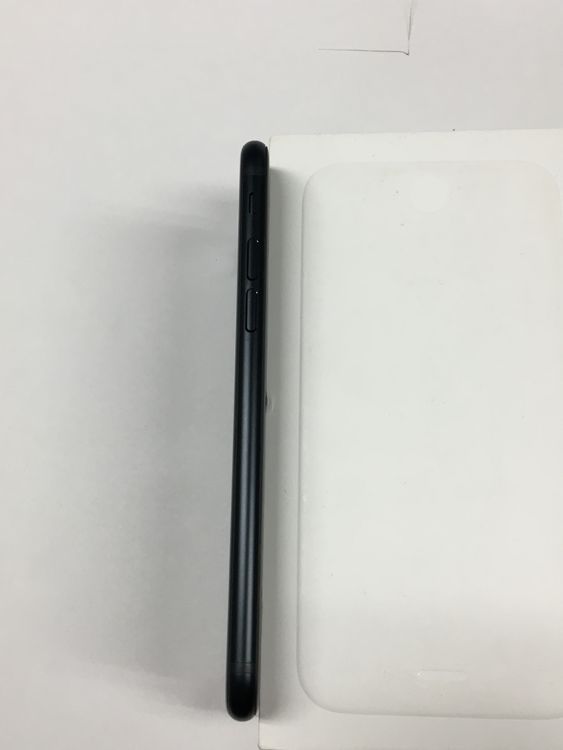 ��ư������ ����100������� SIM�ե꡼ iPhone SE ��3���� 64GB �ߥåɥʥ���