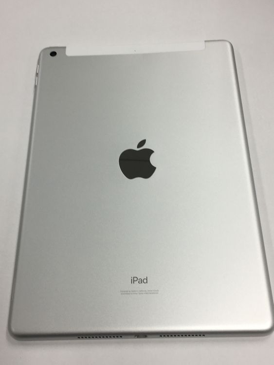 �ڥ�Х���BOX������ SIM�ե꡼ Apple iPad ��8���� 32GB ����С�