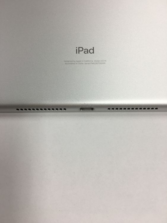 �ڥ�Х���BOX������ ����87% Apple iPad ��8���� 32GB WiFi��ǥ�
