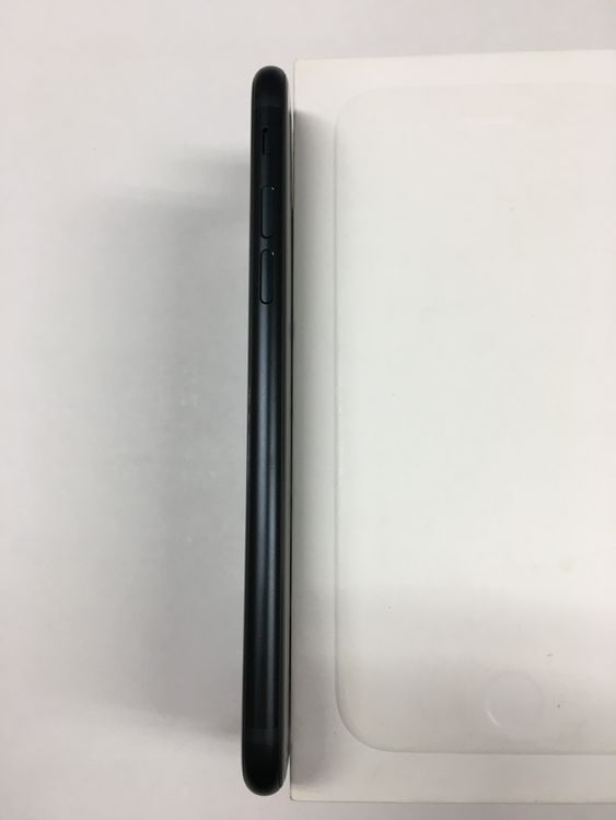 �ڥ�Х���BOX��iPhone SE3 ��3���� 64GB SIM�ե꡼ �ߥåɥʥ���
