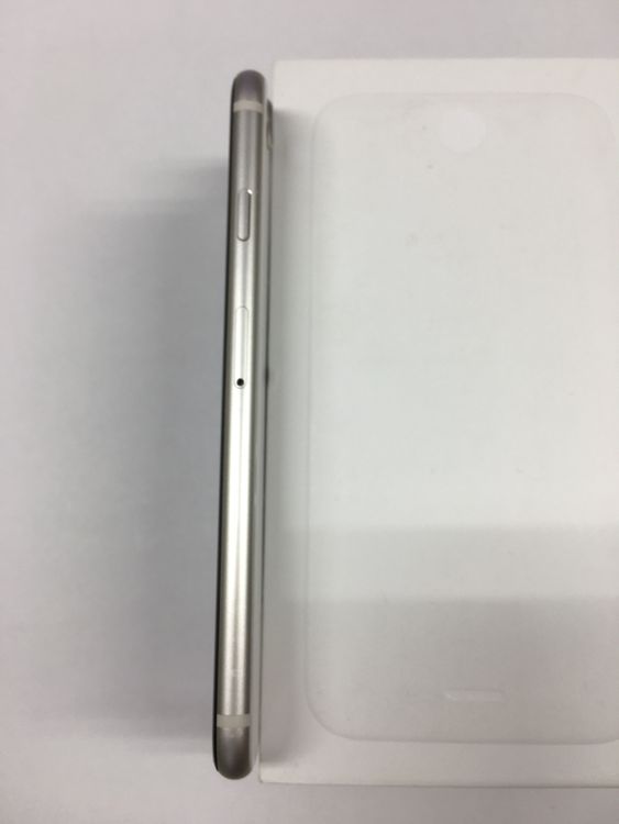 �ڥ�Х���BOX�۱վ����� iPhone SE3 ��3���� 64GB SIM�ե꡼ �������饤��
