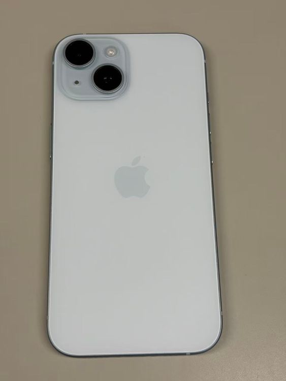 �ڥ�Х���BOX�۶����� ����90%SIM�ե꡼ iPhone15 128GB �֥롼