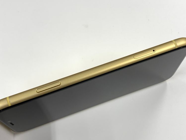 ڥХBOX83% SIMե꡼iPhoneXR 256GB 