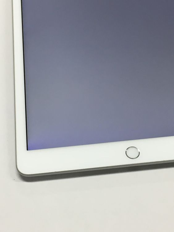 �ڥ�Х���BOX�۳��������� ����90�� Apple iPad ��8���� SIM�ե꡼ 32GB