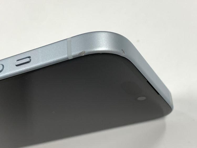 �ڥ�Х���BOX�� ����93%SIM�ե꡼ iPhone15 128GB �֥롼