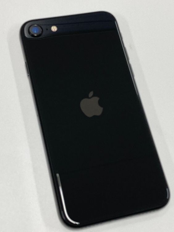 �ڥ�Х���BOX������ ����86%SIM�ե꡼ iPhone SE2 ��2���� 64GB �֥�å�