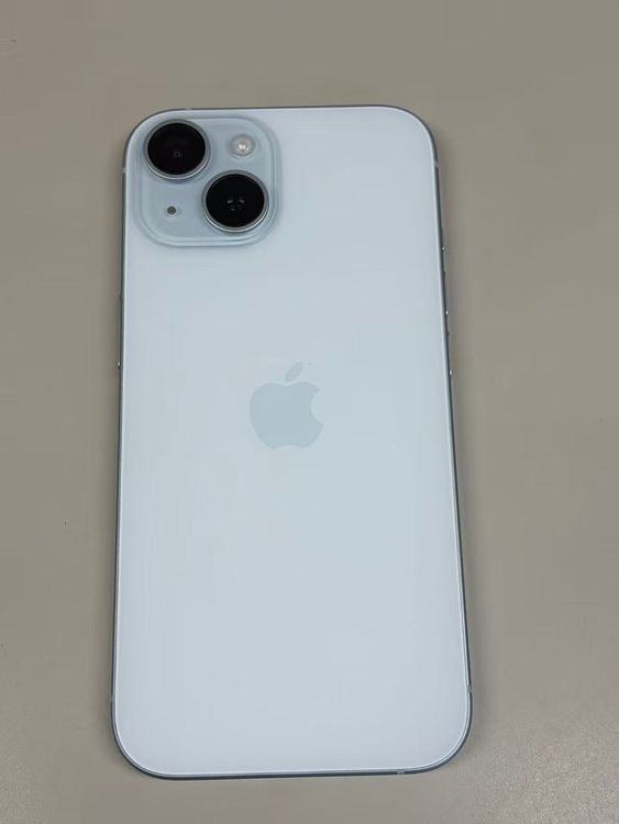 �ڥ�Х���BOX�۶����� ����90%SIM�ե꡼ iPhone15 128GB �֥롼