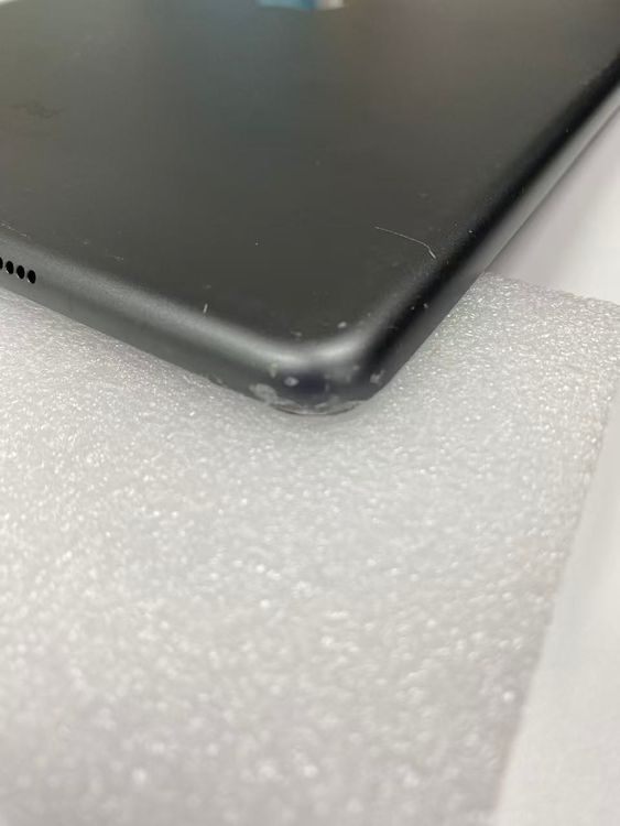 Apple iPad ��7���� Wi-Fi��128GB Space gray �Хåƥ꡼��ĥ