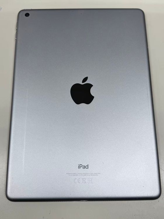 ����85%  Apple iPad (��6����) Wi-Fi  128GB ���ڡ������쥤