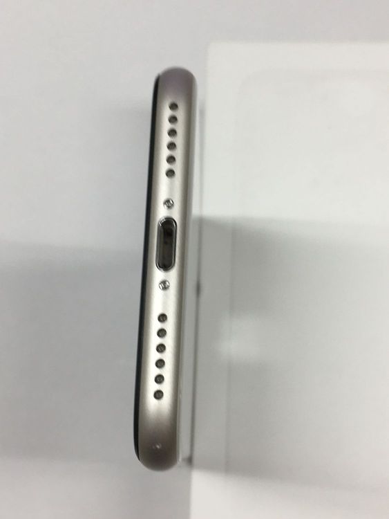�ڥ�Х���BOX������ iPhone SE3 ��3���� 64GB SIM�ե꡼