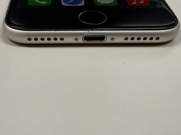 ��ư�������ʡ�����100% SIM�ե꡼ iPhone SE(�裳����) 64GB �������饤��