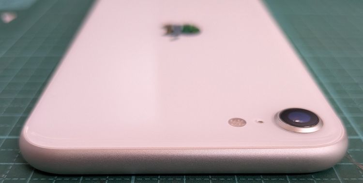 ���� iPhoneSE �裲���� 128GB �ۥ磻��  �������¡�  SIM�ե꡼