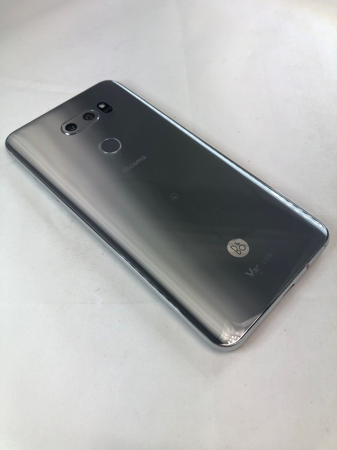 ムスビー｜☆美品☆docomo(SIMロック解除済み)☆V30+ L-01K☆TK00041 