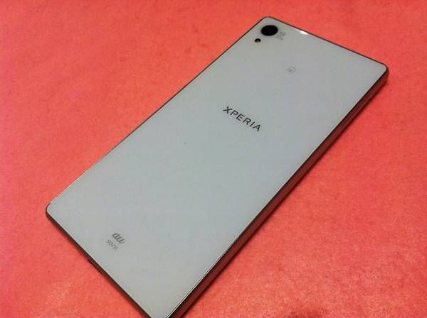 ムスビー｜美品☆au☆XPERIAZ4 SOV31(ホワイト）即日発送可能☆08 
