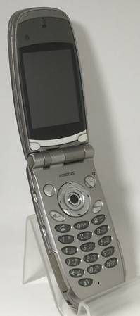 ムスビー｜☆送料無料☆【通話可能ジャンク品】docomo N900is シルバー 