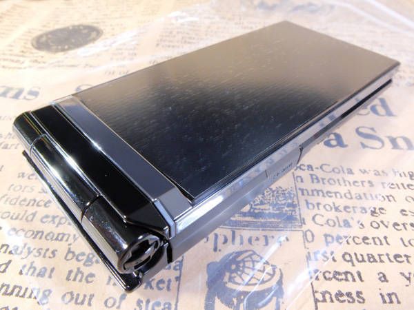 ムスビー｜□新品未使用□docomo F-01C ブラック□白ロム□判定○【F 
