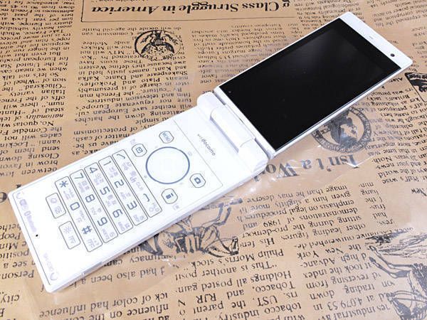 ̤Ѣdocomo SH-03D ۥ磻 Ƚ