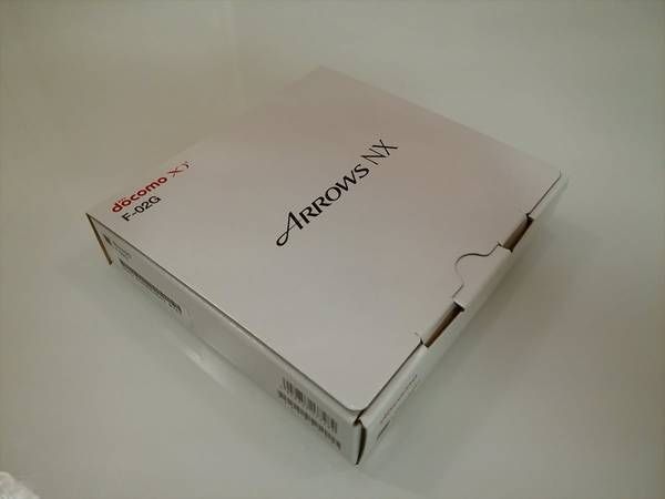 �ڥ��ޥ��ġۡ�̤�����ʡ�ARROWS NX F-02G���֥�å�