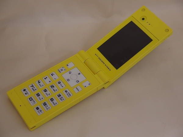 �ڥ���������ۡ�����̵�����ݾ��ա�FOMA N703iD/YELLOW/40719