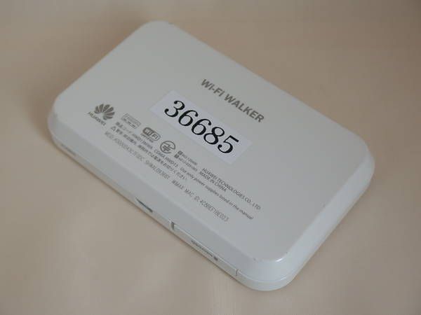 �ڥ���������ۡ�����̵�����ݾ��ա�au Wi-Fi�롼���� +WiMAX HWD13/36685