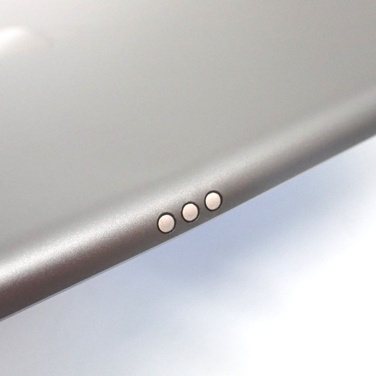 �ڼ��ߤʤߡۡ�Ft1329121���ɥ����iPad(��8����) 10.2����� 32GB�����